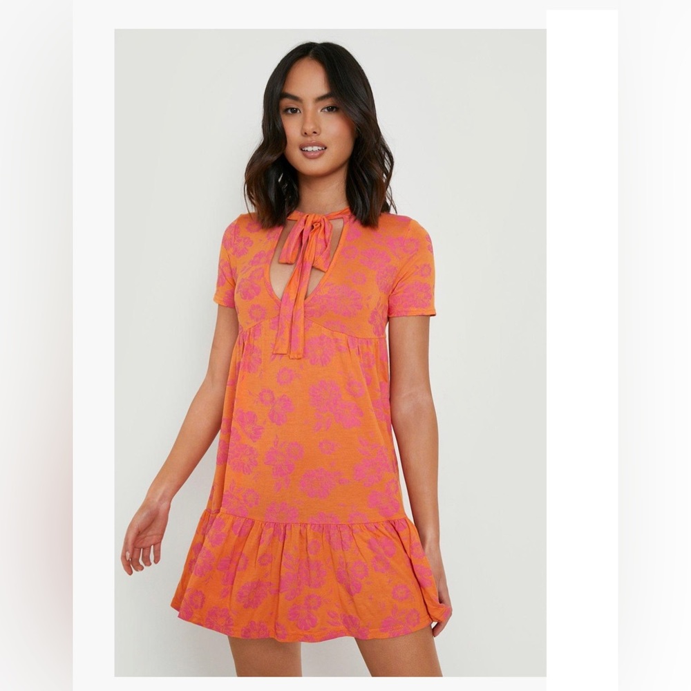 New Boohoo orange dress